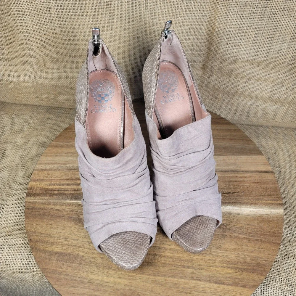 Vince Camuto Miki Peep‎ Toe Heels Ruched Suede Snakeskin Pumps Taupe Women's 10B